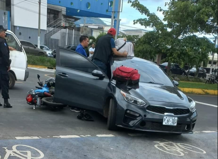 Accidente reportado en Santa Ana deja un motociclista lesionado – El ...