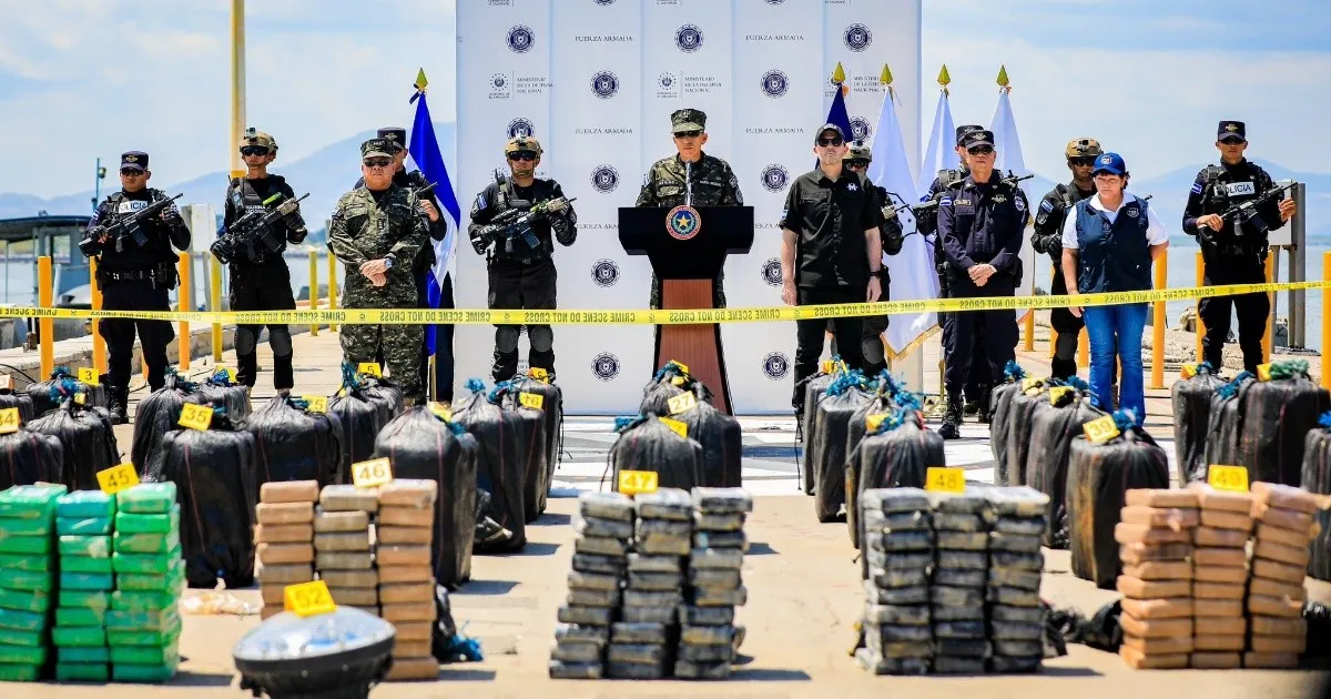 El Salvador ha incautado más de 18 toneladas de droga valoradas en $449 ...